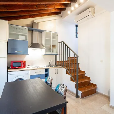 Apartamento H2m Lazcano With Sunny Terrace In Old Town Málaga