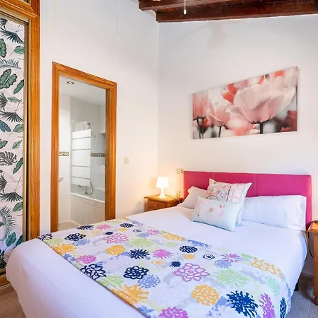 H2m Lazcano With Sunny Terrace In Old Town Malaga